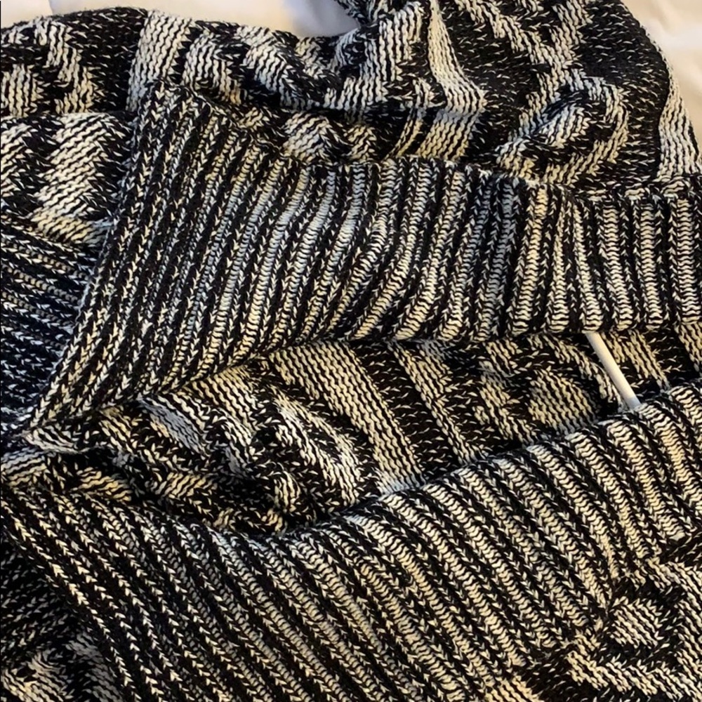 Cardigan - Picture 4 of 4
